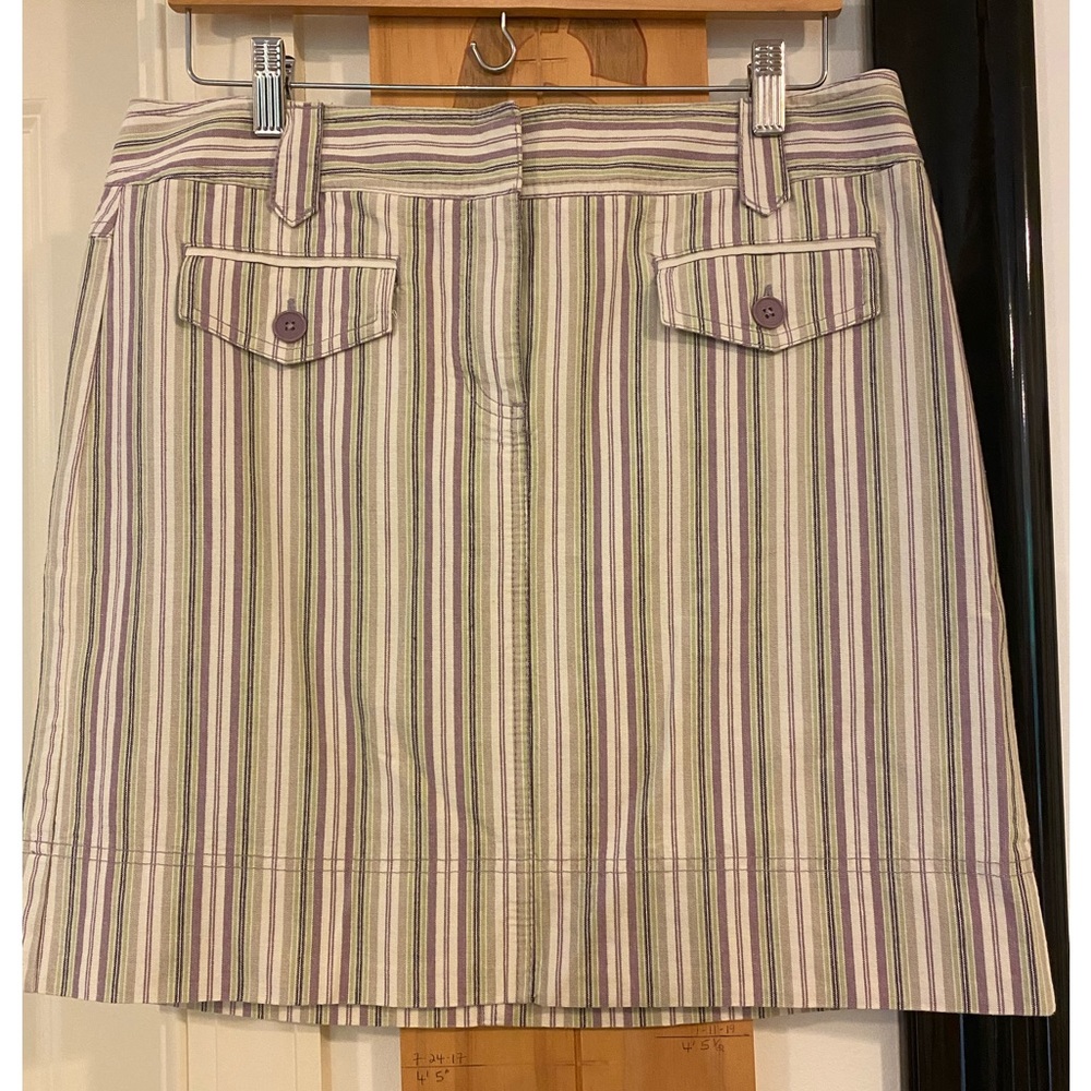 Loft - Ladies Cotton Skirt - worn once or twice - Size 10 -